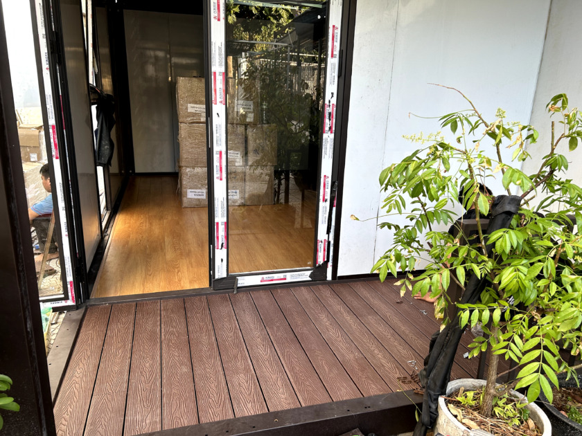 sàn gỗ Gfloor và gỗ nhựa ngoài trời Ewin