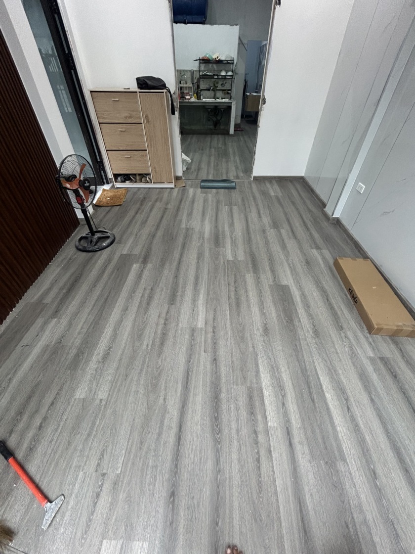 Sàn nhựa hèm khoá Shinefoor 