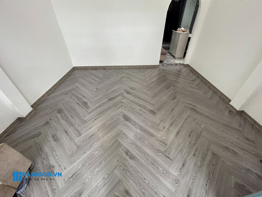 sàn nhựa sẵn keo Vinyl Floor - sàn xương cá giá rẻ