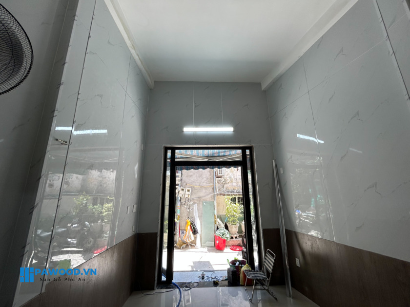 tấm ốp PVC giá rẻ AIM