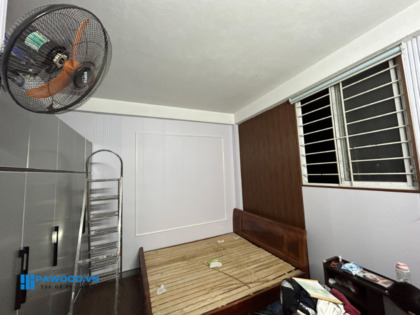 Cải tạo phòng ngủ ẩm mốc với tấm ốp nhựa mogo