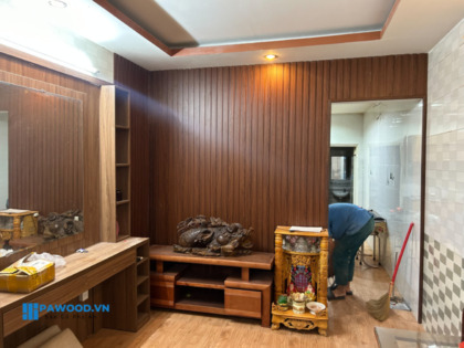 thi công vách ngăn bằng tấm ốp lam sóng Mogo