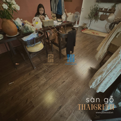 sàn gỗ màu óc chó